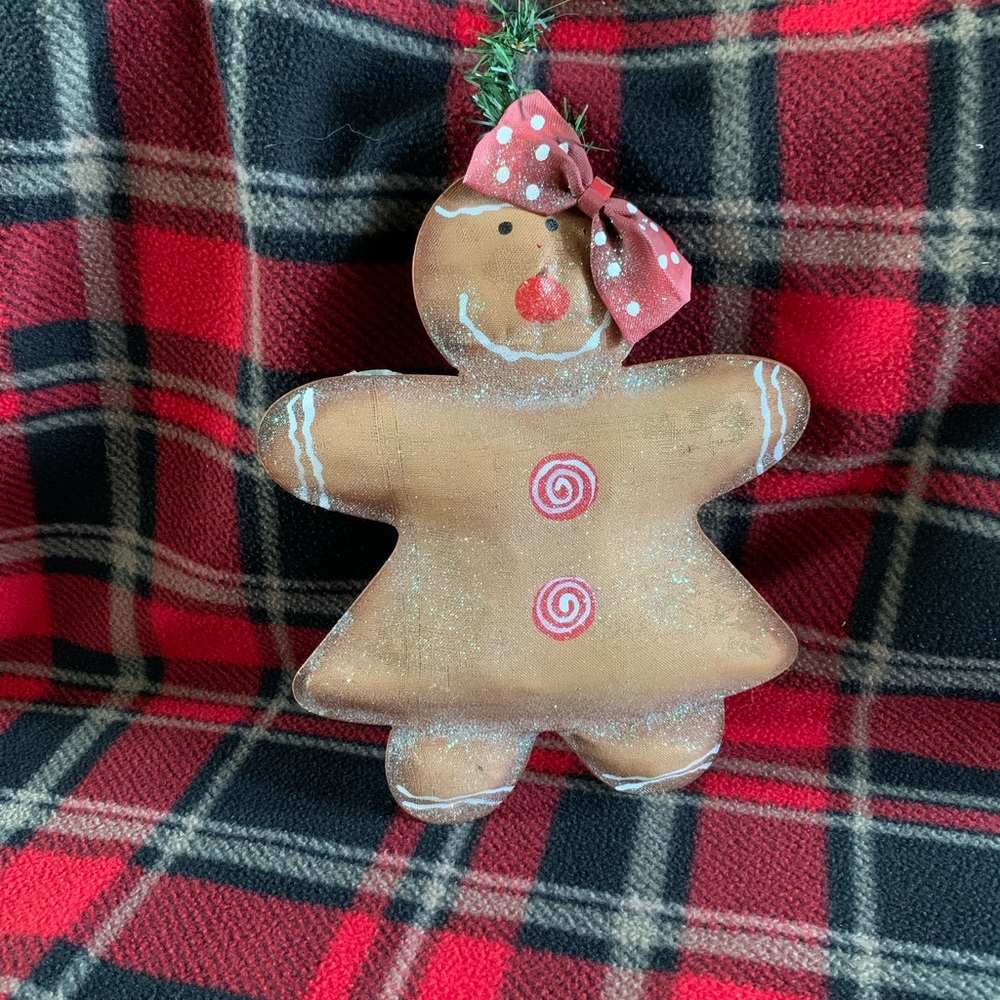 Gingerbread‎ Girl Metal Decor